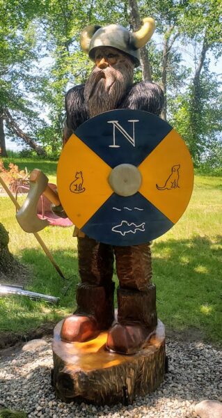 chainsaw viking front 319x600 1